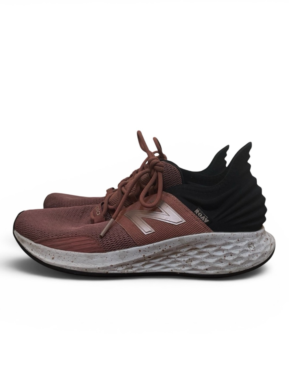 NEW BALANCE Fresh Foam Roav Women's Running Shoes in Washed Pink Champagne